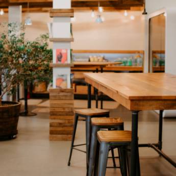 Comprar o produto de Móveis Sob Medida - Precisão e Personalização para Seu Espaço em Móveis Planejados - Marcenarias em Luziânia, GO por Solutudo