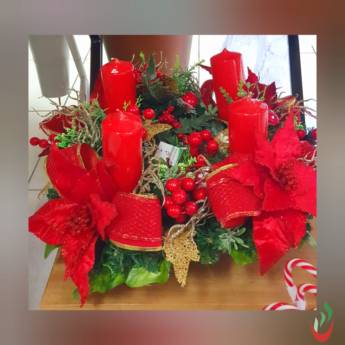 Comprar o produto de Centro de mesa natalino  em Artigos de Natal pela empresa Casa Vitória em Foz do Iguaçu, PR por Solutudo