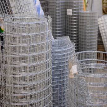 Comprar o produto de Tela de Arame - Segurança Reforçada - Solução Durável e Versátil - Wj Telas São Miguel Arcanjo/SP em Telas para Alambrado em São Miguel Arcanjo, SP por Solutudo