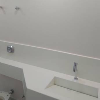 Comprar o produto de Pintura para Banheiros - Durabilidade e Estilo em Guarapari/ES em Pintura pela empresa FB Pinturas e Acabamentos em Guarapari, ES por Solutudo