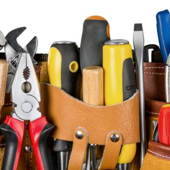 Comprar o produto de Pequenos reparos em Pedreiro em Botucatu, SP por Solutudo