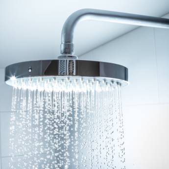 Comprar o produto de Pequenos reparos (instalação de chuveiros) em Reparos em Botucatu, SP por Solutudo