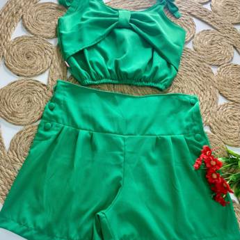 Comprar o produto de Conjunto Juvenil Cropped Verde em Conjuntos em Foz do Iguaçu, PR por Solutudo