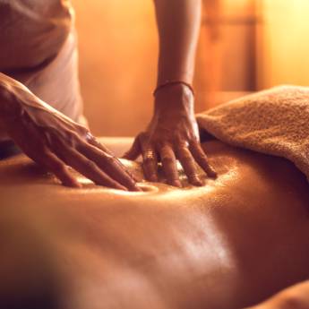 Comprar produto Massagem Relaxante Masculina em Bauru em Massagem pela empresa Grazi Massagista Tântrica e Sensual em Bauru, SP