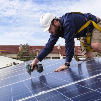 Comprar o produto de Avaliação de Eficiência Energética - Otimizando Seu Consumo de Energia Solar em Energia Solar em Duque de Caxias, RJ por Solutudo