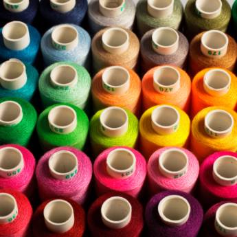 Comprar o produto de Linha para Costura - Comercial Inovafios em Artigos de Armarinho em São Paulo, SP por Solutudo