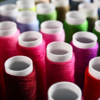 Comprar o produto de Fabricante de Fio para Costura - Comercial Inovafios em Artigos de Armarinho em São Paulo, SP por Solutudo