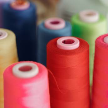 Comprar o produto de Linha de Costura na Vila Matilde - Comercial Inovafios em Artigos de Armarinho em São Paulo, SP por Solutudo