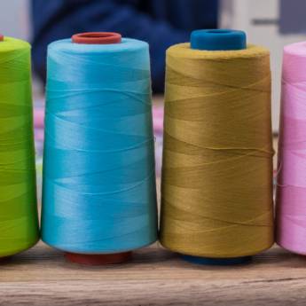 Comprar o produto de Linha de Costura em Bom Retiro - Comercial Inovafios em Artigos de Armarinho em São Paulo, SP por Solutudo