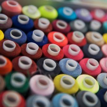 Comprar o produto de Linha de Costura em Cangaíba - Comercial Inovafios em Artigos de Armarinho em São Paulo, SP por Solutudo
