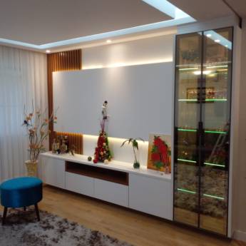 Comprar o produto de Móveis Planejados para Sala em Móveis Planejados em Joinville, SC por Solutudo