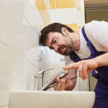 Comprar o produto de Instalação de Torneira em Forros e Divisórias em Botucatu, SP por Solutudo Comprar o produto de Instalação de Torneira em Forros e Divisórias em Botucatu, SP por Solutudo