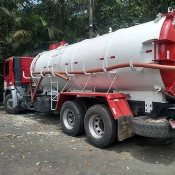Comprar o produto de Limpa Fossa em Caieiras, SP - Eficiência e Sustentabilidade em Limpa Fossa pela empresa F.T Desentupidora e Limpa Fossa em Caieiras, SP por Solutudo