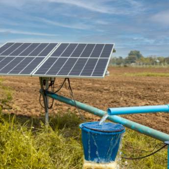 Comprar o produto de  Bombeamento Solar em Jaborandi - Soluções Sustentáveis e Eficientes para Manejo de Água em Energia Solar em Posse, GO por Solutudo