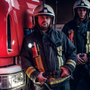 Comprar o produto de CLCB - Certificado de Licença Corpo de Bombeiros - Segurança Garantida com Firemaster em Extintores - Equipamentos de Proteção Contra Incêndio em Salto, SP por Solutudo