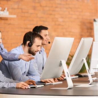 Comprar o produto de Manutenção de Computadores - Eficiência Garantida - Orçamento Transparente em Equipamentos e Acessórios de Informática - Eletrônicos em Taboão da Serra, SP por Solutudo