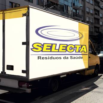 Comprar o produto de Programa de Reciclagem para Resíduos Classe D (Comuns/Recicláveis) - Sustentabilidade e Inovação no Tratamento de Resíduos em Coleta de Resíduos em Sarandi, PR por Solutudo