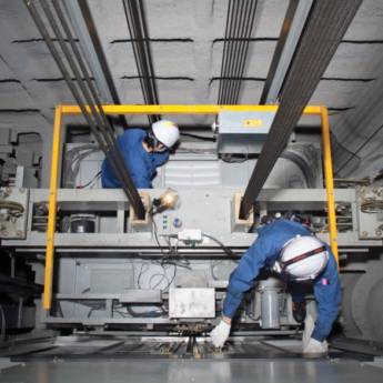 Comprar o produto de Manutenção de Elevadores - Segurança Garantida com a Apex Elevadores em Elevadores em Guarujá, SP por Solutudo