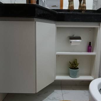 Comprar o produto de Armário para Banheiro - Elegância Funcional - Belo Horizonte em Móveis Planejados em Nova Lima, MG por Solutudo Comprar o produto de Armário para Banheiro - Elegância Funcional - Belo Horizonte em Móveis Planejados em Nova Lima, MG por Solutudo