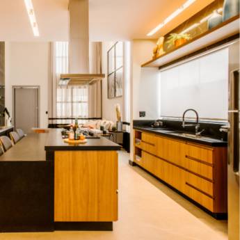 Comprar o produto de Cozinha Planejada - Eficiência e Estilo Personalizado - Belo Horizonte em Móveis Planejados em Nova Lima, MG por Solutudo Comprar o produto de Cozinha Planejada - Eficiência e Estilo Personalizado - Belo Horizonte em Móveis Planejados em Nova Lima, MG por Solutudo