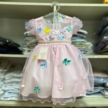 Comprar o produto de Vestidinho Rosa Detalhado com Flores em Vestidos em Foz do Iguaçu, PR por Solutudo