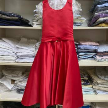 Comprar o produto de Vestido Vermelho Infantil em Vestidos em Foz do Iguaçu, PR por Solutudo