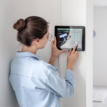 Comprar o produto de Empresa de Sistema de Segurança - Protegendo o que é Importante - Itaboraí em Sistema de Segurança em Itaboraí, RJ por Solutudo