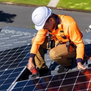 Comprar o produto de Kit Energia Solar - Transformando sua Casa em uma Fonte de Energia Sustentável - Belém em Energia Solar em Belém, PA por Solutudo