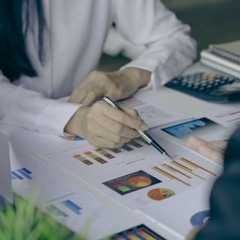 Comprar o produto de Serviços Contábeis - Parceiro Essencial para a Gestão Financeira - Maringá em Contabilidade em Maringá, PR por Solutudo