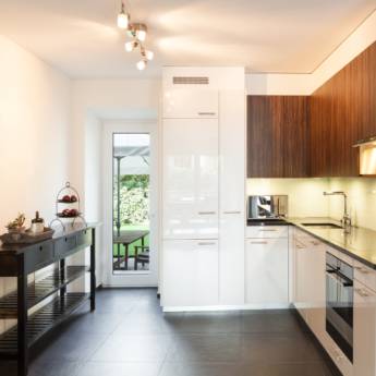 Comprar o produto de Móveis Planejados em Coronel Freitas, SC - Conceito Planejados em Móveis Planejados - Marcenarias em Chapecó, SC por Solutudo