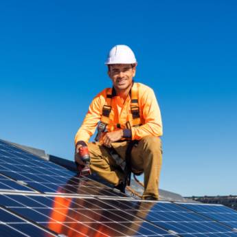 Comprar o produto de Energia Solar Residencial e Comercial - Economize e Contribua para um Futuro Sustentável em Rondonópolis em Energia Solar em Rondonópolis, MT por Solutudo