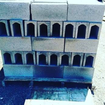 Comprar o produto de Canaleta de concreto em Bauru em Blocos de Cimento em Bauru, SP por Solutudo
