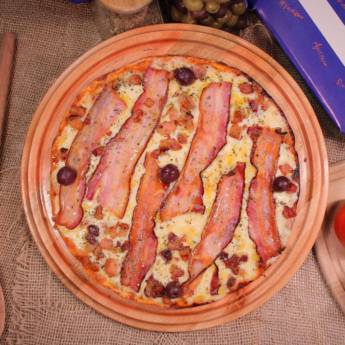 Comprar o produto de Pizza Bacon em Pizzas em Mineiros, GO por Solutudo