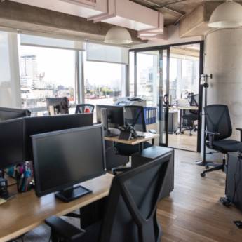 Comprar o produto de Móveis Planejados para Escritório - Eficiência e Estilo em Poços de Caldas em Móveis Planejados - Marcenarias em Poços de Caldas, MG por Solutudo Comprar o produto de Móveis Planejados para Escritório - Eficiência e Estilo em Poços de Caldas em Móveis Planejados - Marcenarias em Poços de Caldas, MG por Solutudo