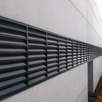 Comprar o produto de Instalação Veneziana Industrial em Jundiaí GB Soluções  em Instalação de venezianas industriais  em Jundiaí, SP por Solutudo