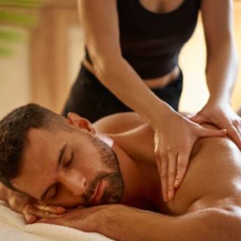 Comprar o produto de Massagem Tântrica - Feira de Santa, BA em Massagem em Feira de Santana, BA por Solutudo