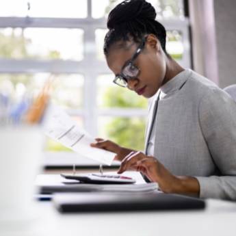 Comprar o produto de  Serviços Contábeis – Eficiência e Conformidade para o seu Negócio – Recife/PE em Contabilidade em Recife, PE por Solutudo