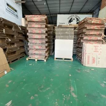 Comprar o produto de Caixa de Papelão para Mudança - Proteção Confiável para seus Pertences - Rio de Janeiro, RJ em Mudanças pela empresa Arca das Caixas Embalagens de Papelão & Plástico Bolha em Rio de Janeiro, RJ por Solutudo