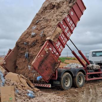 Comprar o produto de Coleta de Resíduos Orgânicos - Serviço Sustentável e Confiável - Petrolina	 em Caçambas em Petrolina, PE por Solutudo