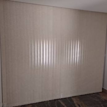 Comprar o produto de Persiana Vertical BK da Mr Redes E Persianas - Asa Norte em Persianas pela empresa Mr Redes E Persianas na Asa Norte em Brasília, DF por Solutudo