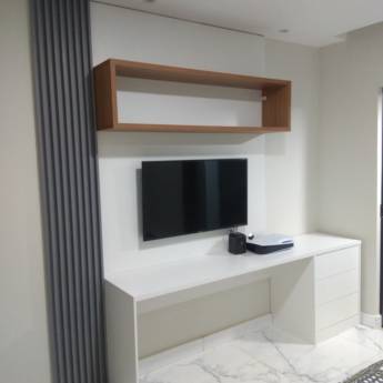 Comprar o produto de Painel para TV por GLR Inovação em Cordeiro, RJ em Móveis Planejados - Marcenarias em Cordeiro, RJ por Solutudo