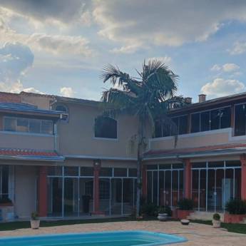 Comprar o produto de Porta de Vidro Incolor 6 Folhas - Elegância e Funcionalidade ao seu Alcance em Avaré em Vidraçarias em Avaré, SP por Solutudo