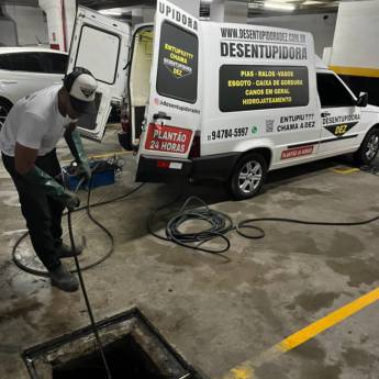Comprar o produto de Desentupimento de Tanques em São Paulo - 24h de Atendimento em Desentupidoras em São Paulo, SP por Solutudo
