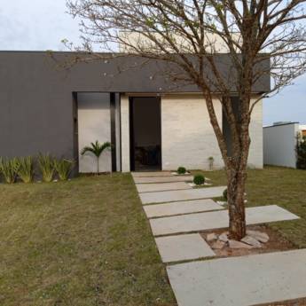 Comprar o produto de Casa Térrea no Marina - Simplicidade Elegante e Conforto Absoluto em Construtoras em Riviera de Santa Cristina XIII, SP por Solutudo