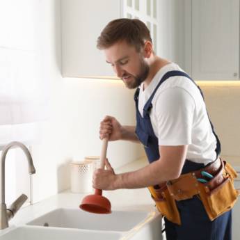 Comprar o produto de Desentupidora em Pinhais: Desentupimento Rápido e Eficiente - Curitiba/PR em Desentupidoras em Curitibanos, SC por Solutudo