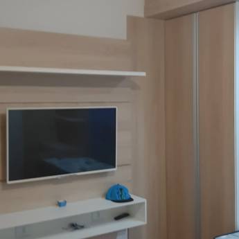 Comprar o produto de Painel para TV - Estilo e Funcionalidade em Osasco em Móveis Planejados - Marcenarias em Osasco, SP por Solutudo