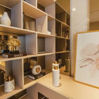 Comprar o produto de Móveis Planejados para Lojas: Design e Funcionalidade para o Comércio em Móveis Planejados - Marcenarias em Balneário Camboriú, SC por Solutudo