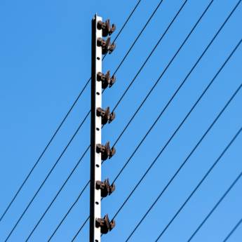 Comprar o produto de Cerca Elétrica - Proteção e Dissuasão - São Jerônimo, RS em Cerca Concertina em São Jerônimo, RS por Solutudo