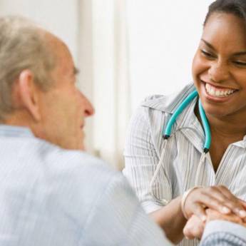 Comprar o produto de Enfermeiros em Araçatuba em Enfermeiros e Cuidadores em Araçatuba, SP por Solutudo