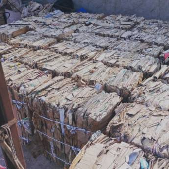 Comprar o produto de Compra de Sucata Industrial em Caçambas pela empresa Disk Tanzi - Remoção de Entulho e Compra de Sucata Industrial em Itapetininga, SP por Solutudo